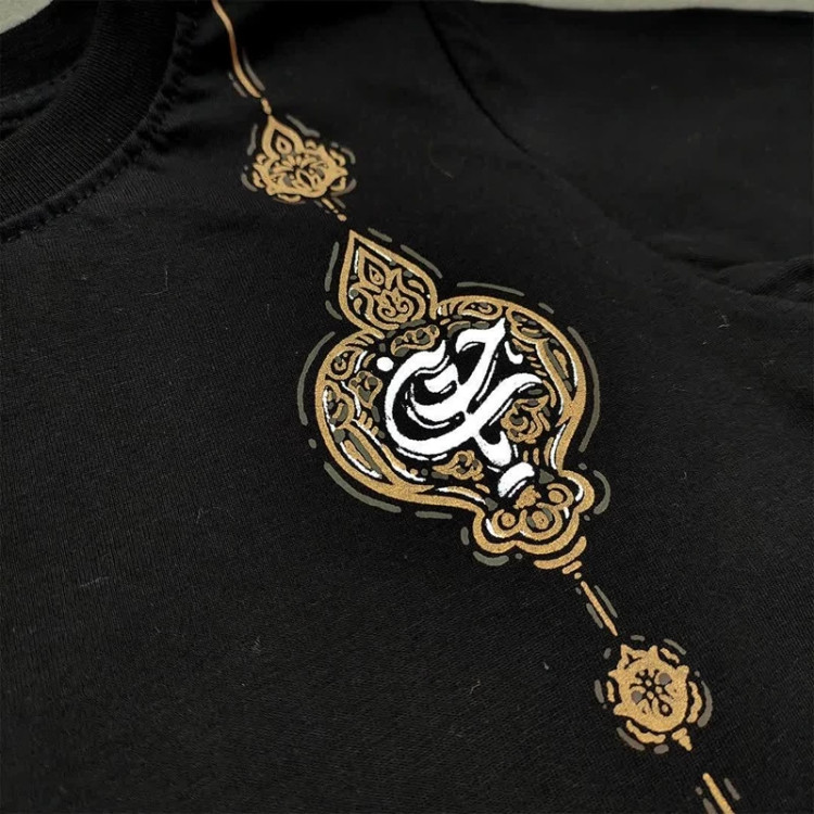 تیشرت مشکی محرم پسرانه با طرح اختصاصی یاحسین